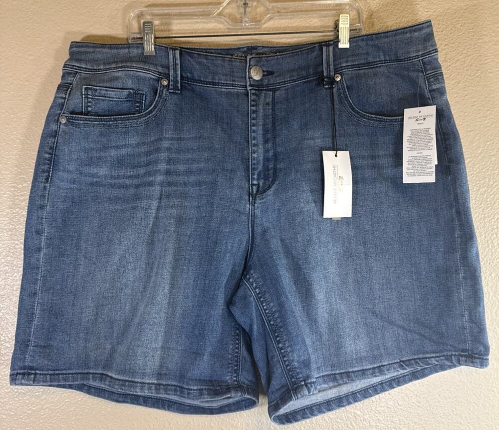 NWT Seven7 Melissa McCarthy Plus 20W Girlfriend Shorts Blue Denim